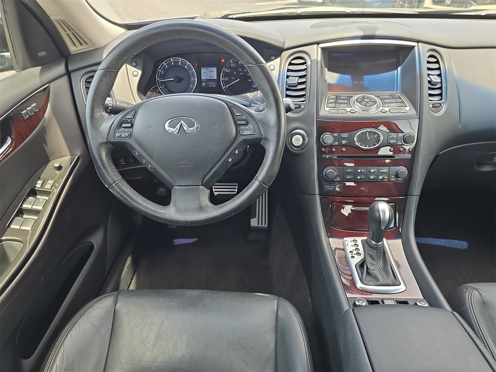 2017 Infiniti QX50 Base photo 11
