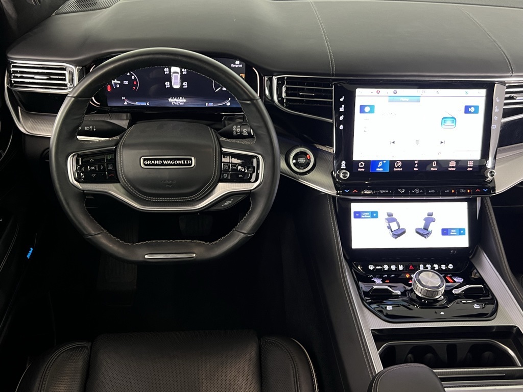 2023 Jeep Grand Wagoneer II photo 12