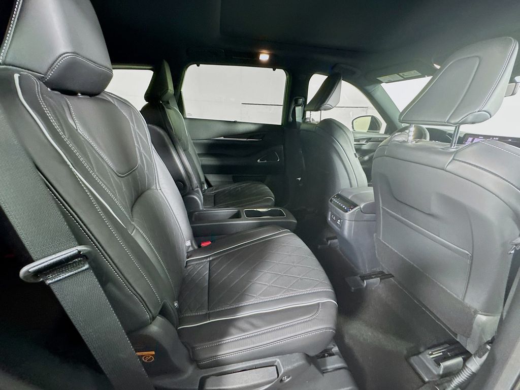 2025 Infiniti QX60 Autograph photo 28