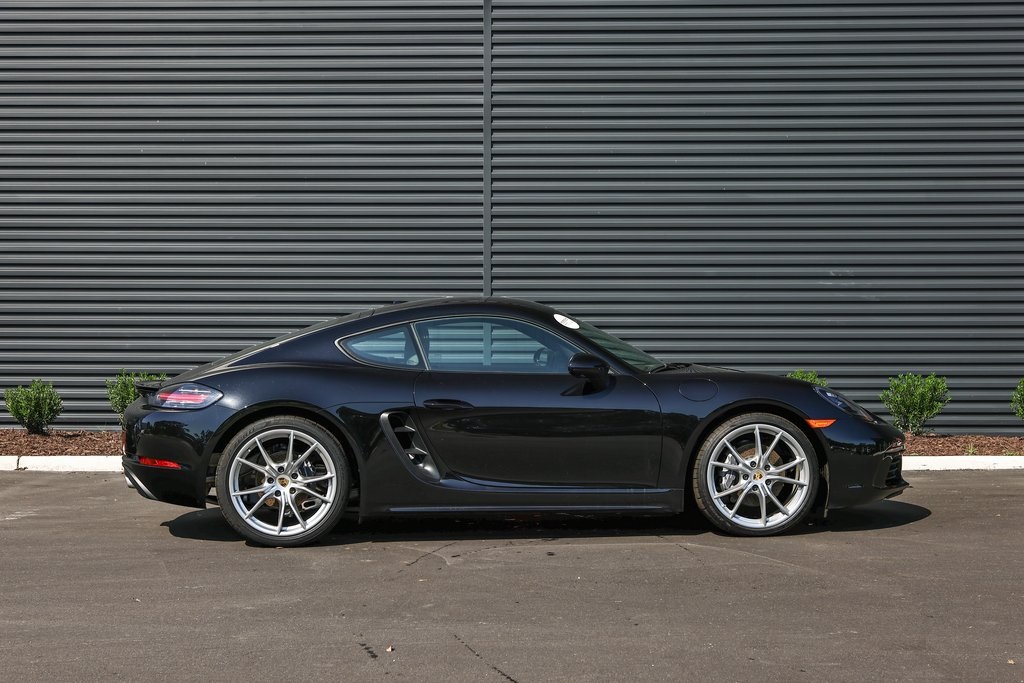 2025 Porsche Cayman Base photo 8