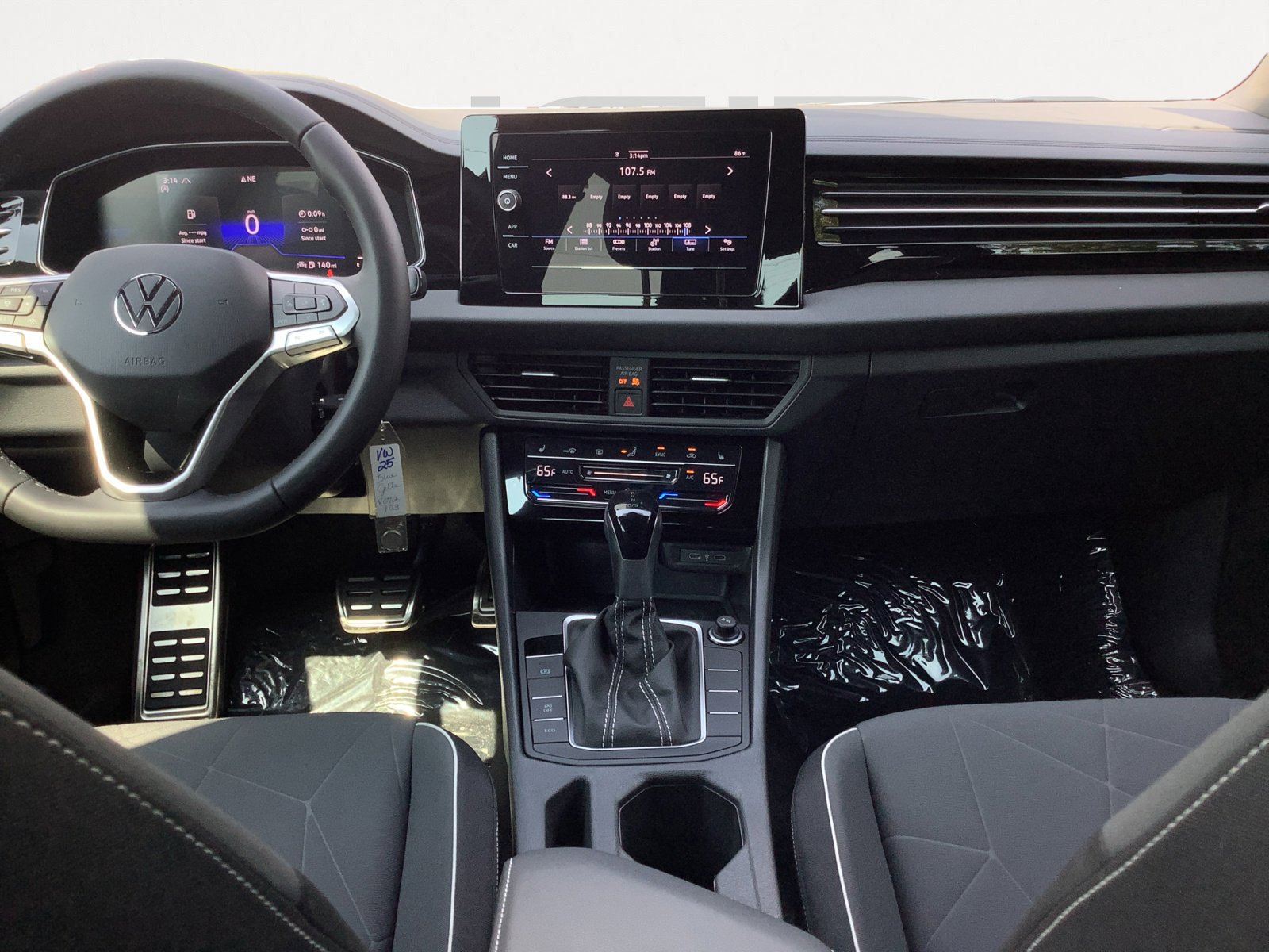 2025 Volkswagen Jetta 1.5T Sport photo 14
