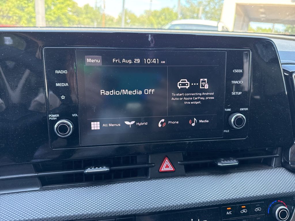 2023 Kia Sportage Hybrid LX photo 16