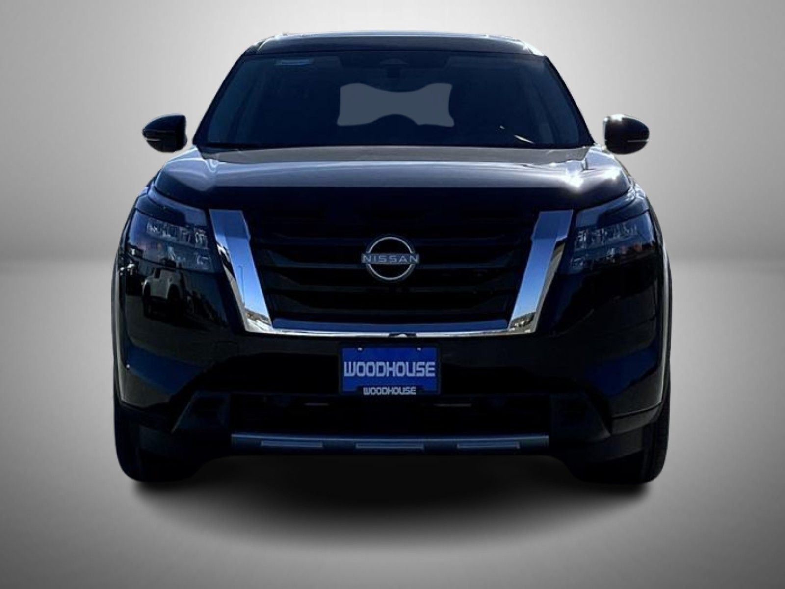 2025 Nissan Pathfinder Platinum photo 2