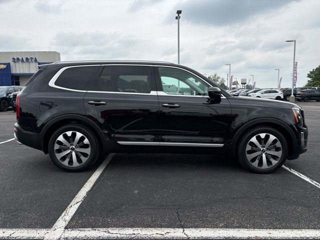 2022 Kia Telluride SX photo 2