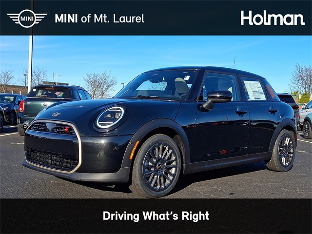 2026 MINI Hardtop 4 Door S's photo