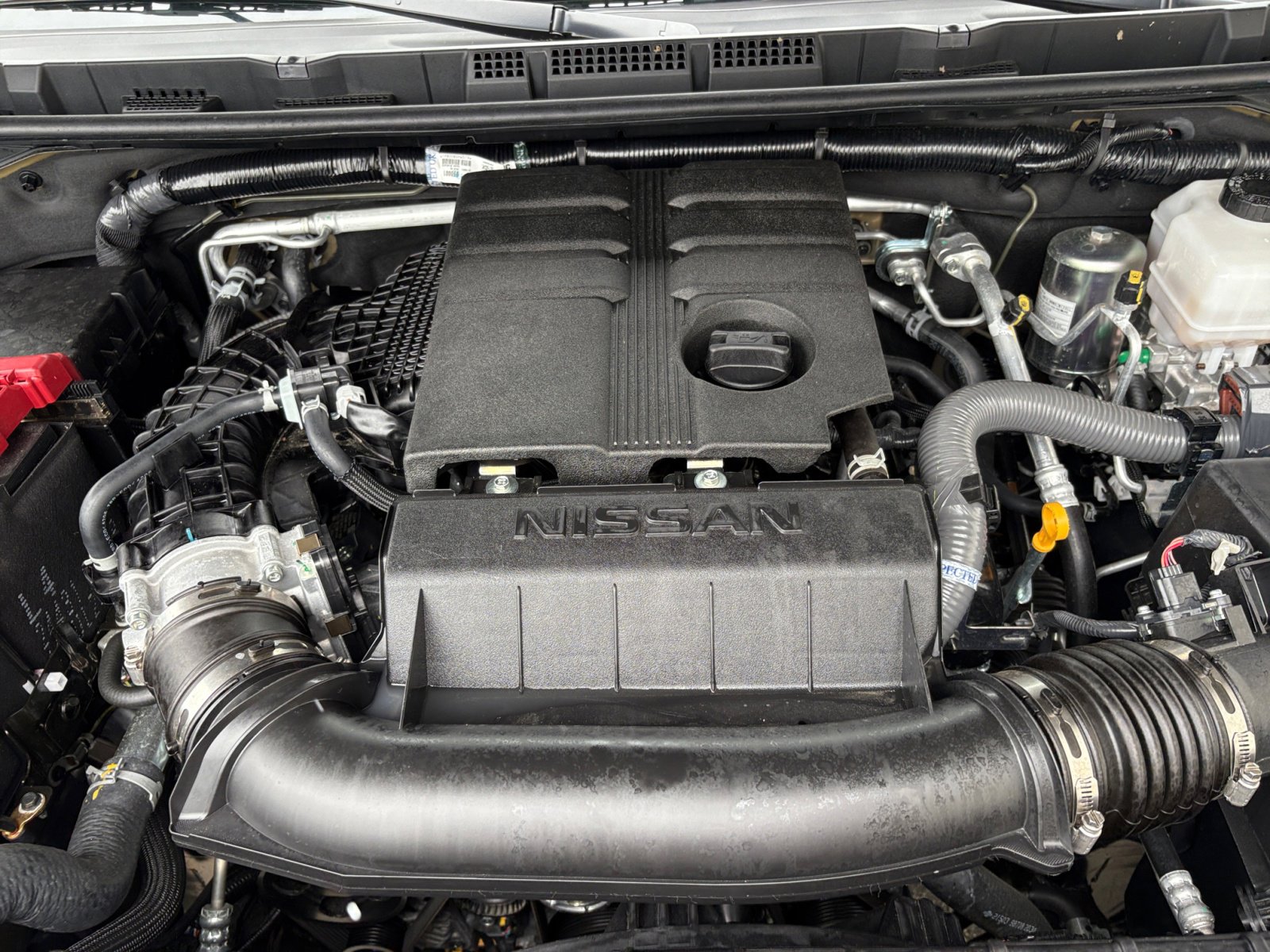2024 Nissan Frontier SV photo 7