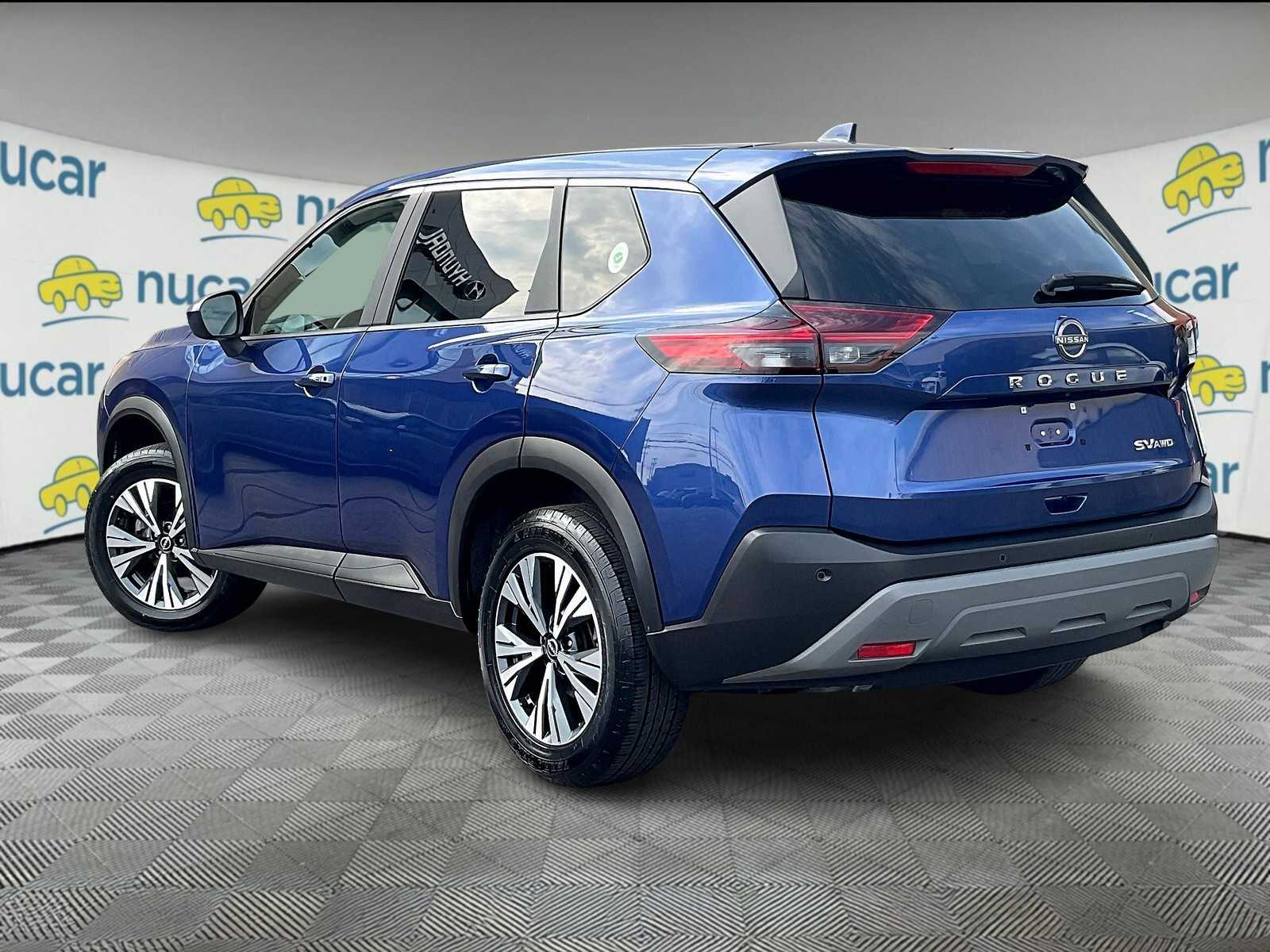2023 Nissan Rogue SV photo 4
