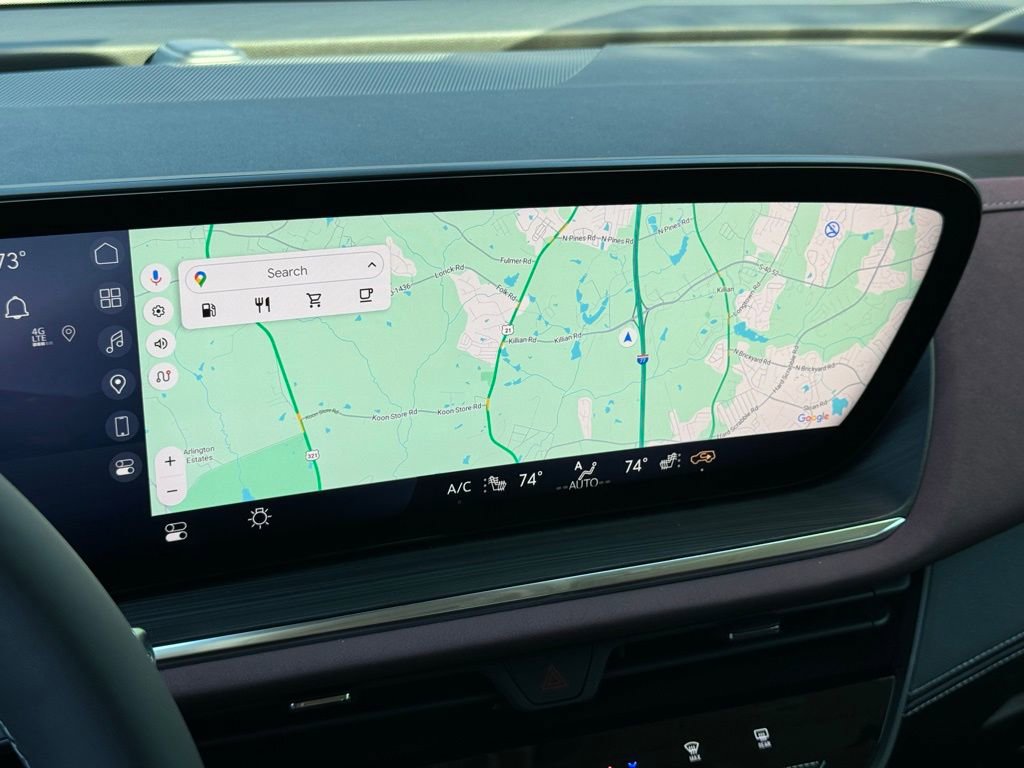 2025 Buick Envision Sport Touring photo 4