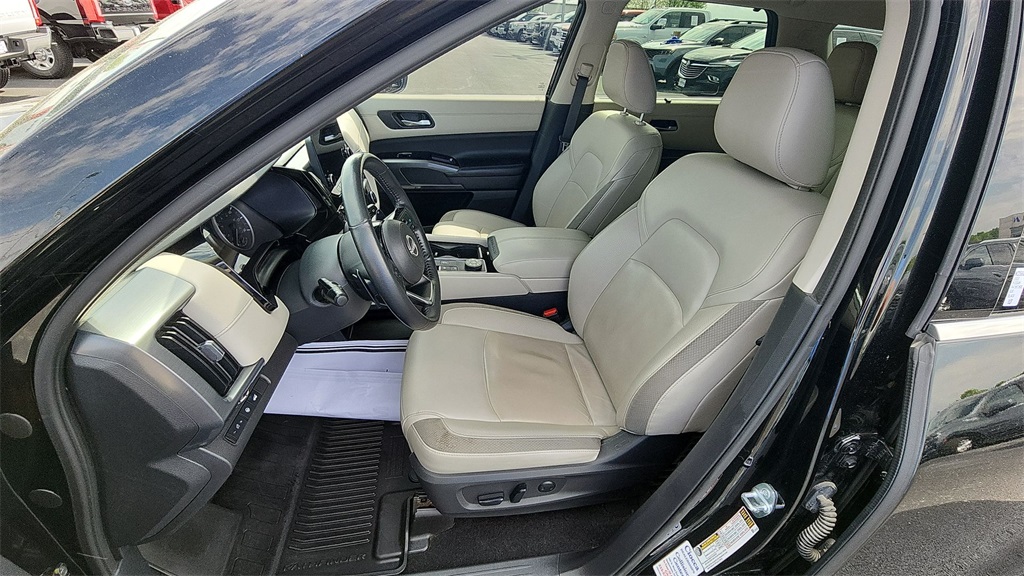 2022 Nissan Pathfinder SL photo 11