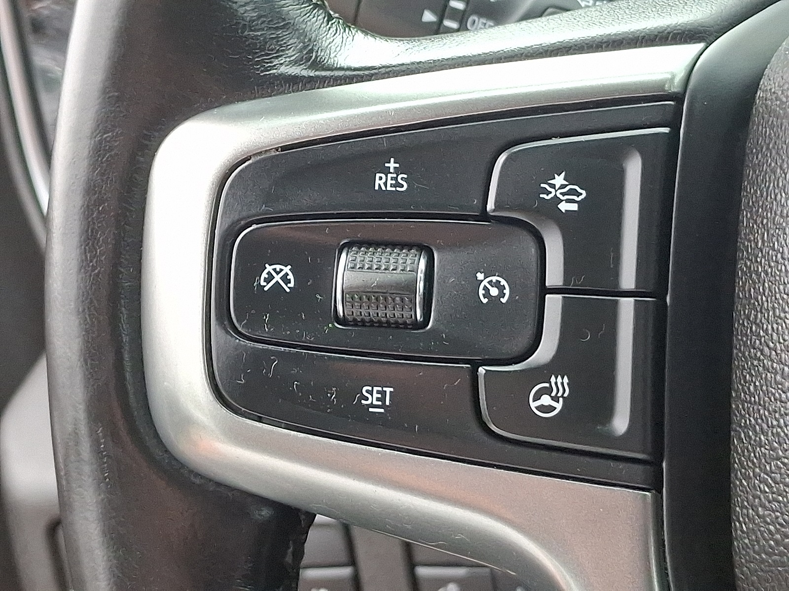 2022 Chevrolet Silverado 1500 LT photo 18