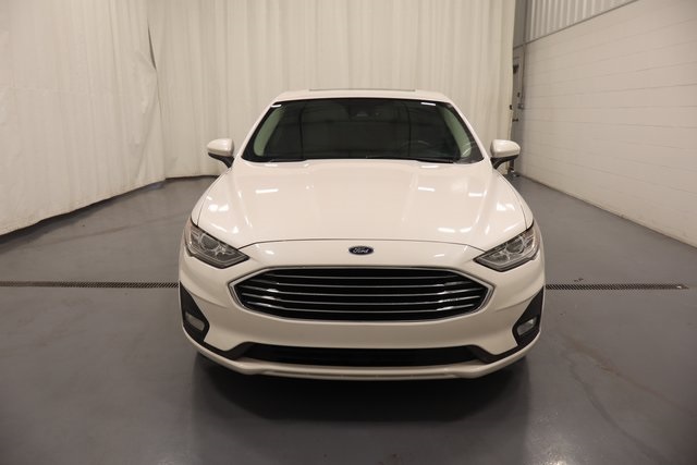 2020 Ford Fusion SE photo 3