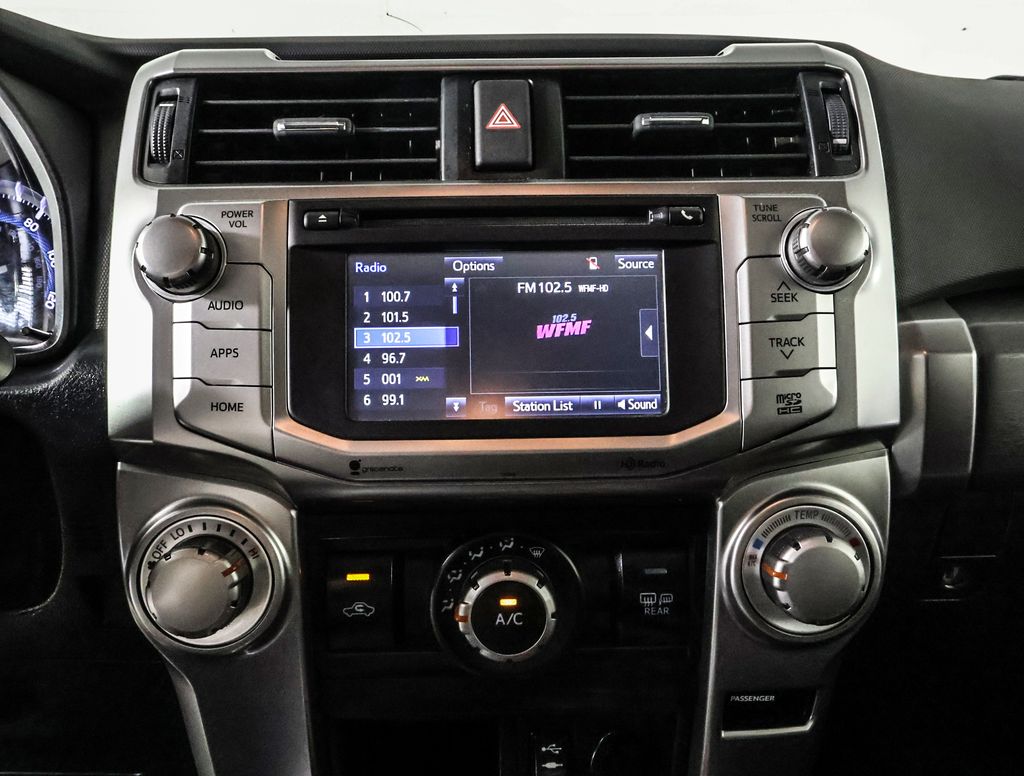 2015 Toyota 4Runner SR5 Premium photo 8