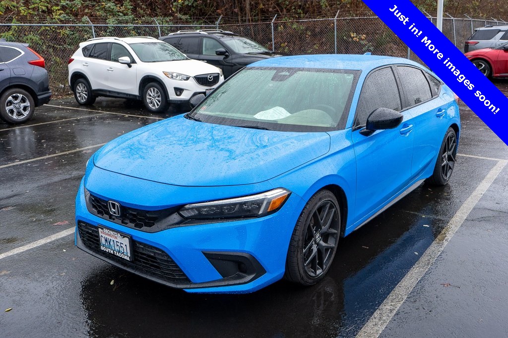 2024 Honda Civic Hatchback Sport's photo