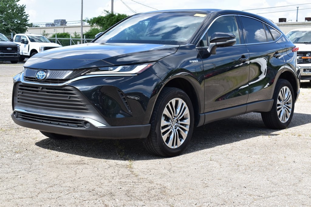 Used 2021 Toyota Venza Limited with VIN JTEAAAAH1MJ056312 for sale in Kansas City