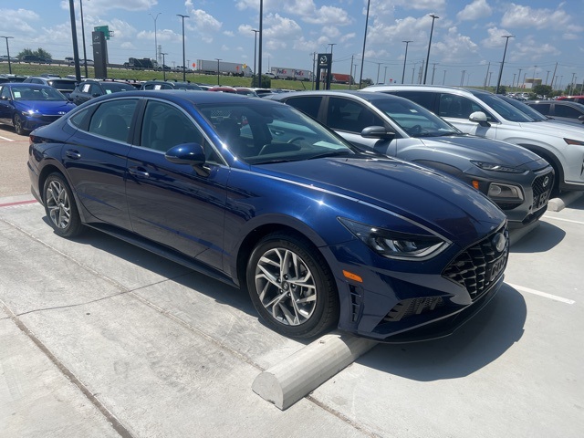 2020 Hyundai Sonata SEL photo 3