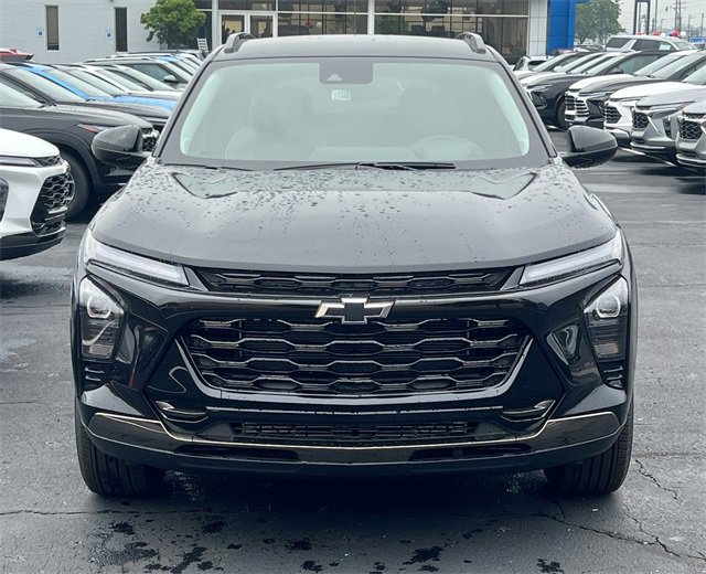 2025 Chevrolet Trax ACTIV photo 2