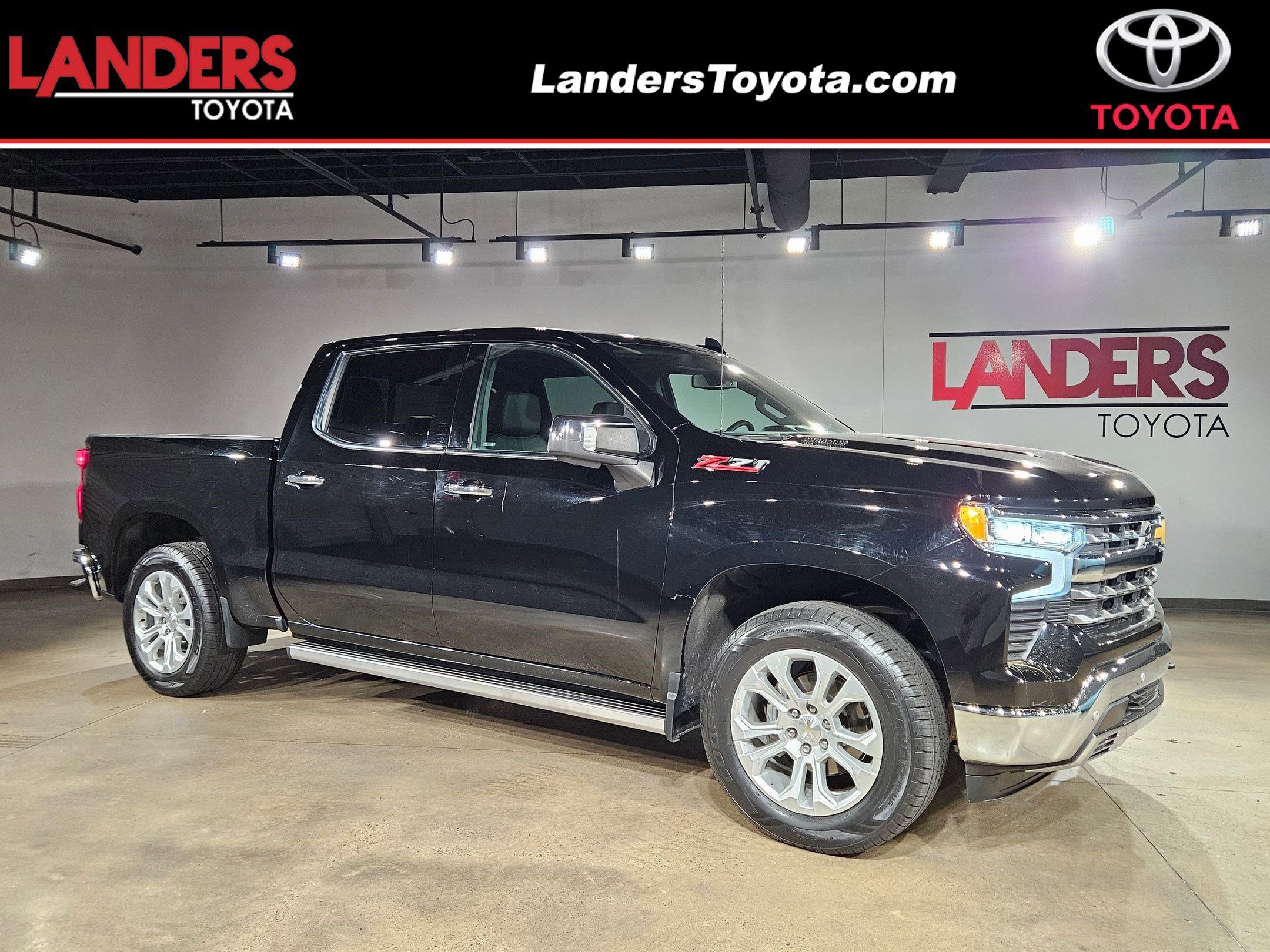 2023 Chevrolet Silverado 1500 LTZ's photo