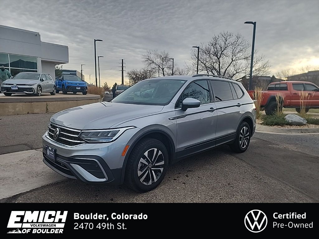 2022 Volkswagen Tiguan S's photo
