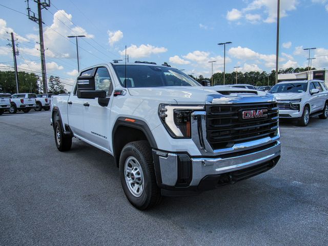 2024 GMC Sierra 2500HD Pro's photo