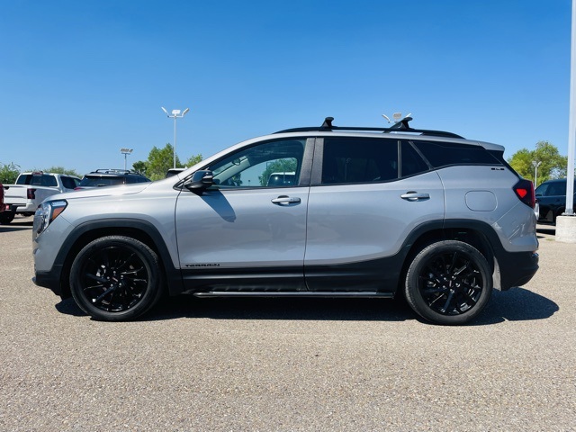 2024 Gmc Terrain SLE photo 3
