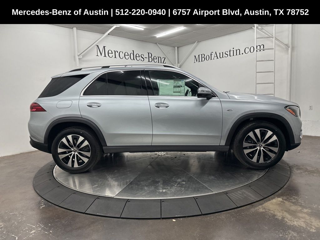 2025 Mercedes Benz GLE 450e 4MATIC photo 4