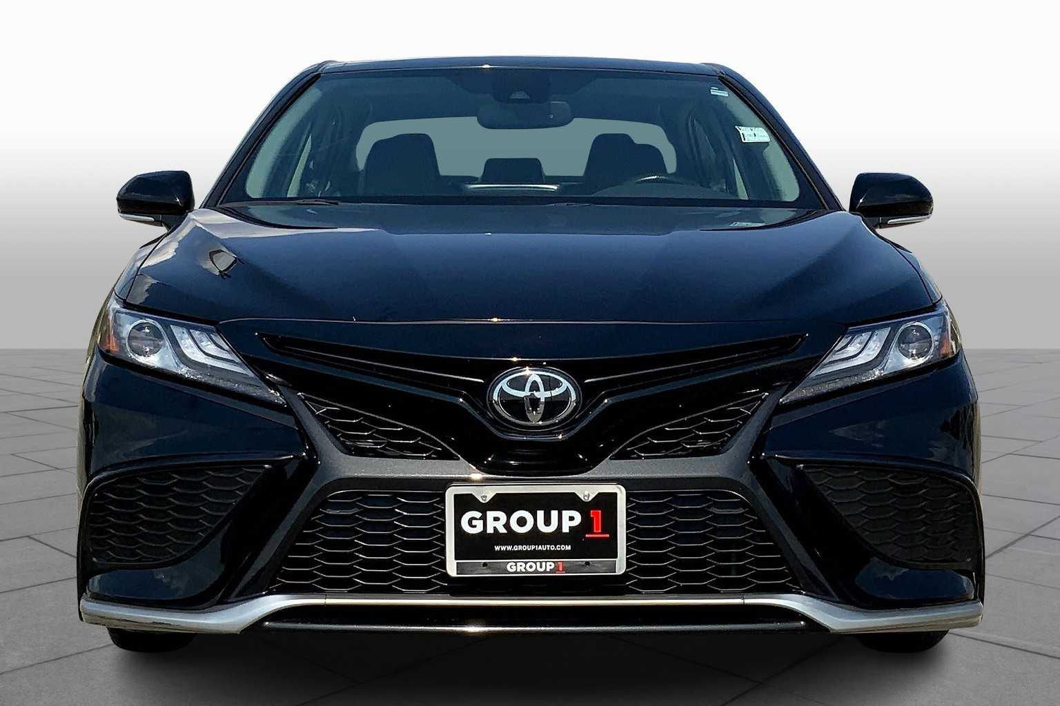 2023 Toyota Camry XSE photo 3