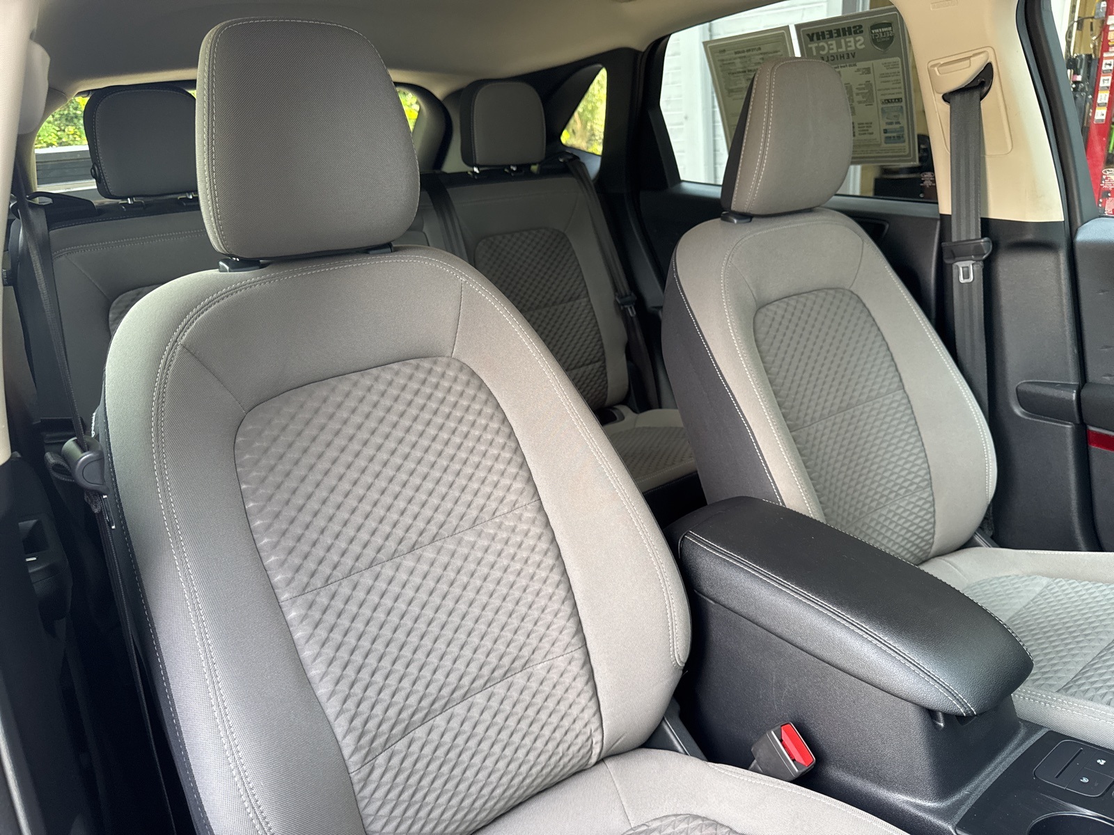 2020 Ford Escape SE photo 36