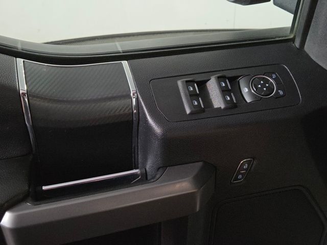 2019 Ford F-150 XLT photo 25