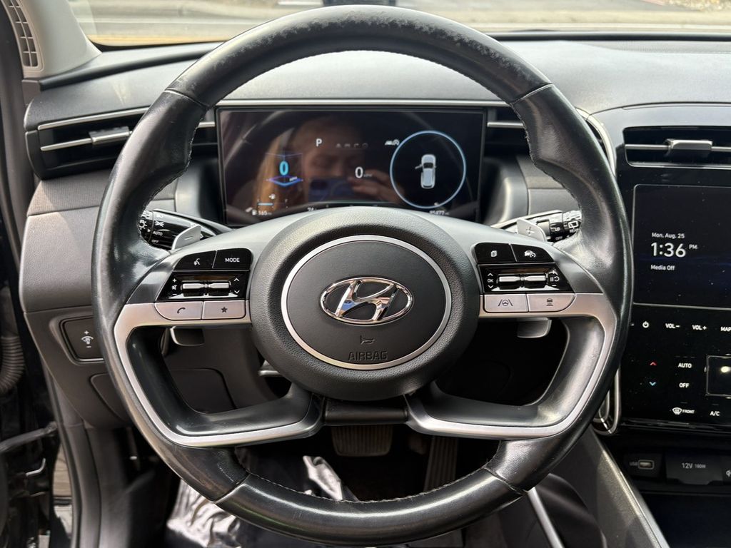 2023 Hyundai Tucson Limited photo 16