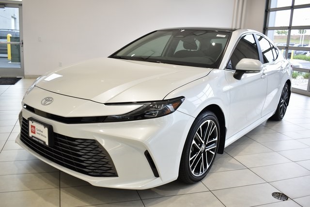 2025 Toyota Camry XLE photo 4
