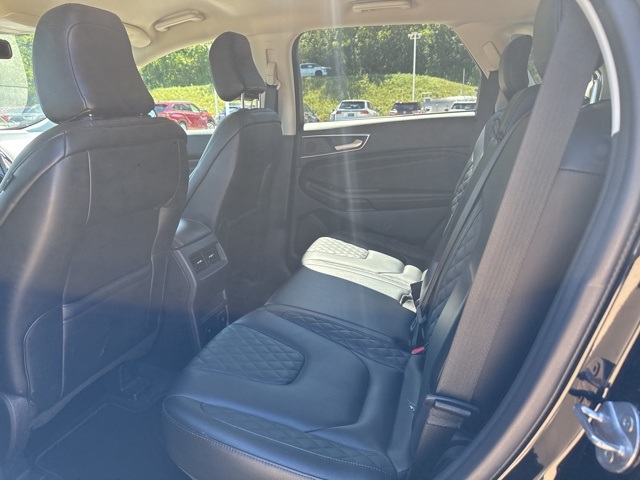 2024 Ford Edge Titanium photo 20