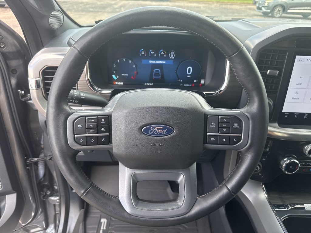 2024 Ford F-150 Lariat photo 3