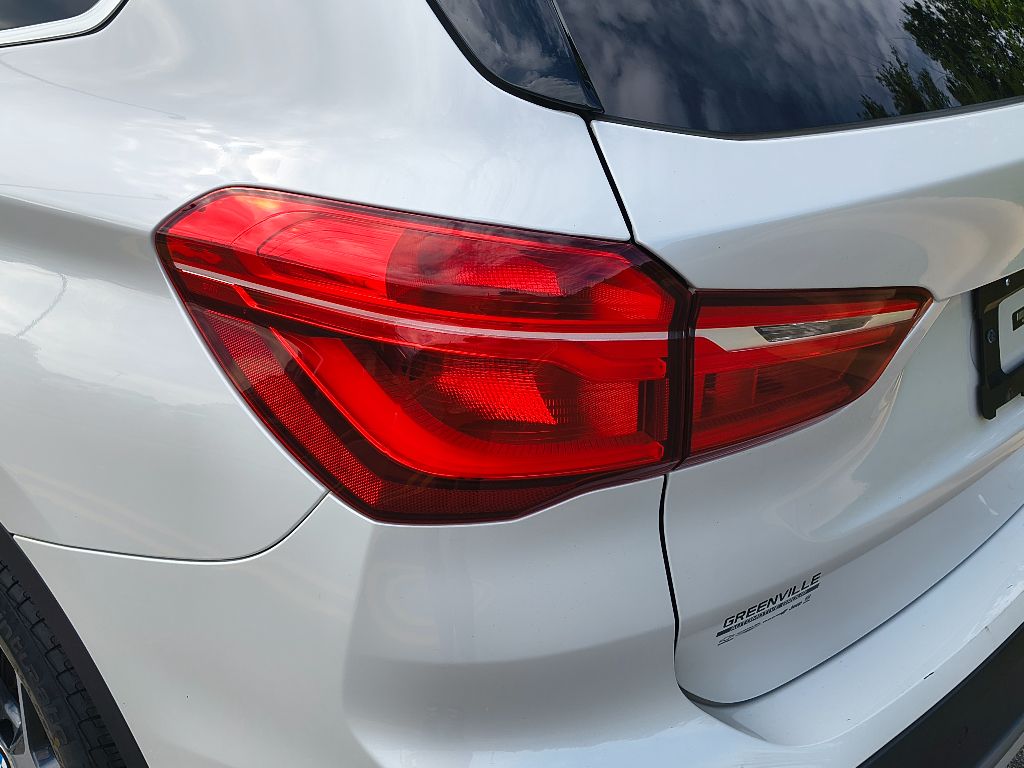 2017 Bmw X1 XDrive28i photo 4