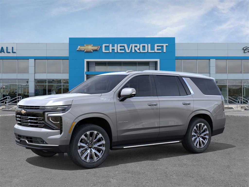 2025 Chevrolet Tahoe High Country photo 2