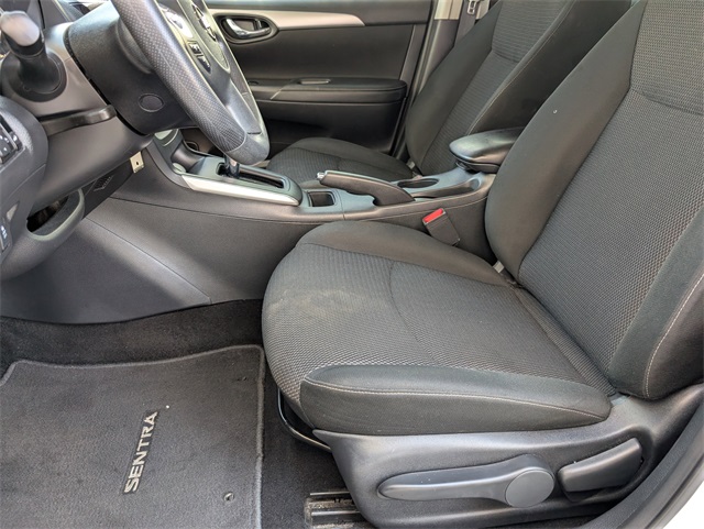 2019 Nissan Sentra S photo 13