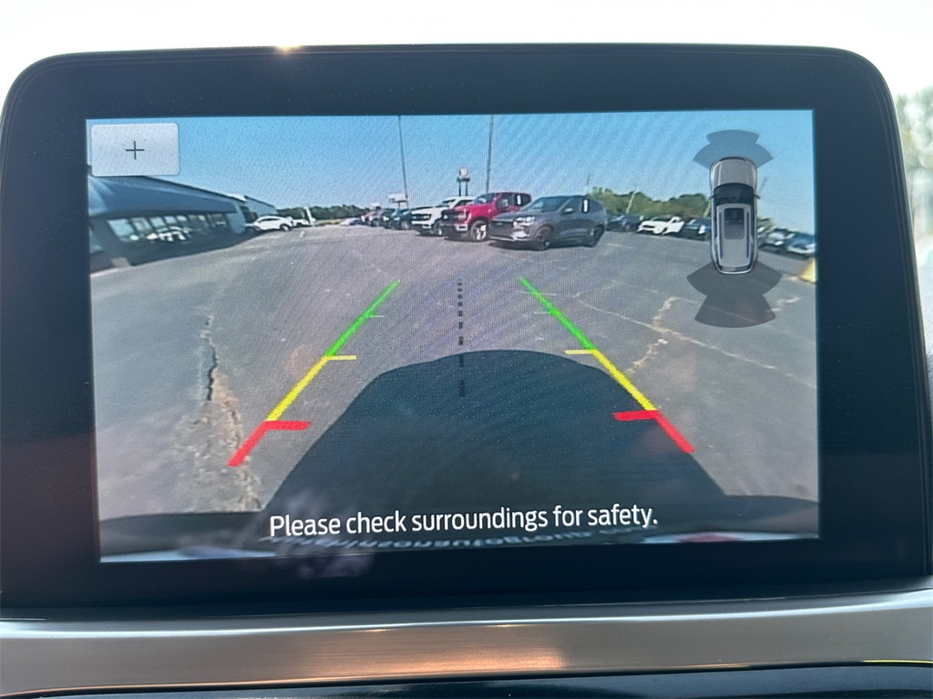 2021 Ford Escape Titanium photo 28