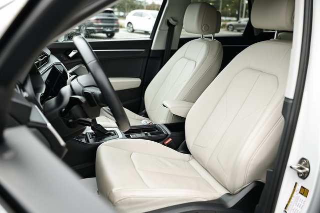 2024 Audi Q3 Premium Plus S line photo 17