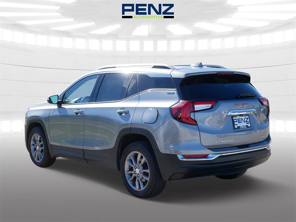 2024 Gmc Terrain SLT photo 4
