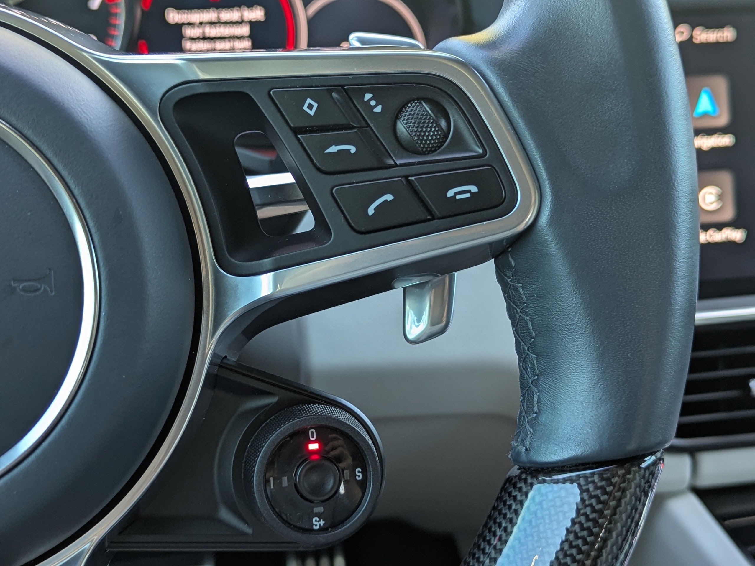 2023 Porsche Cayenne GTS Coupe photo 36