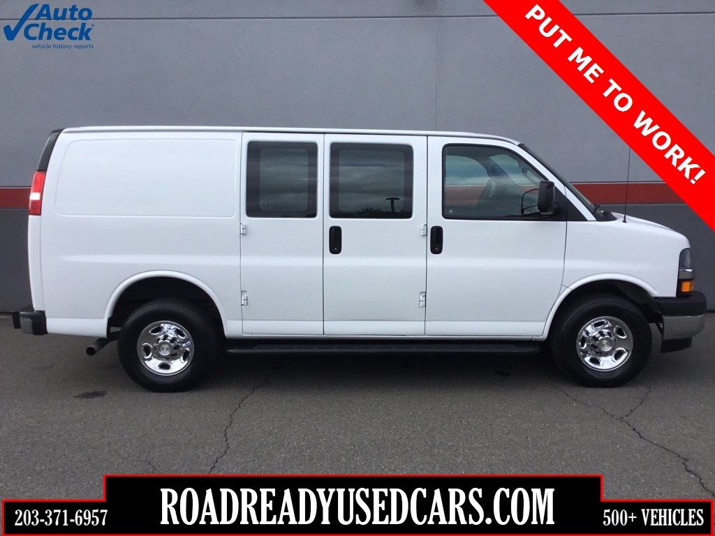 2021 Chevrolet Express Cargo Work Van's photo
