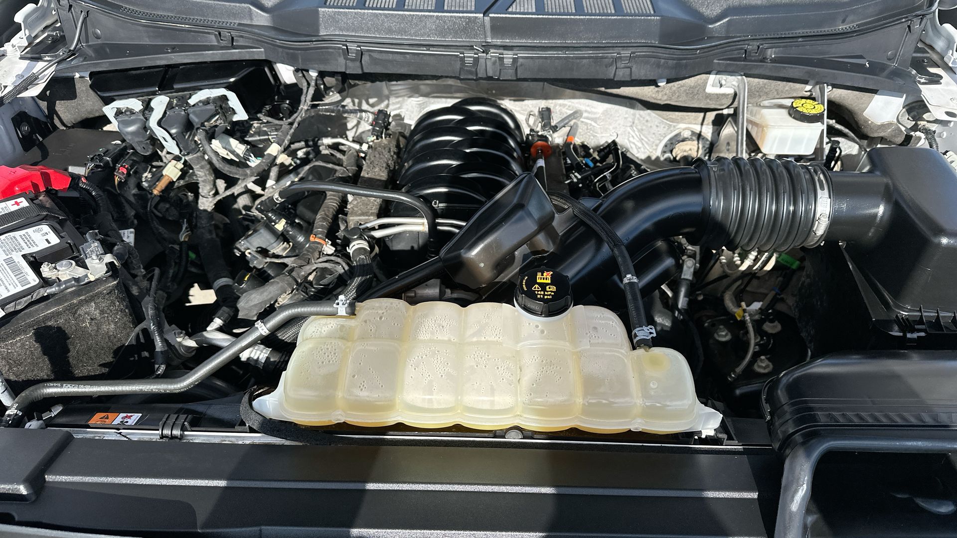 2022 Ford F-150 XLT photo 28