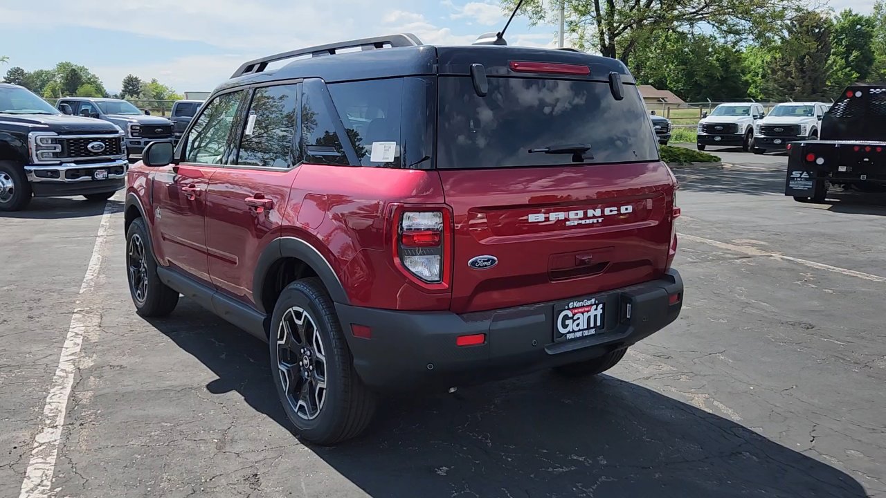2025 Ford Bronco Sport Outer Banks photo 4