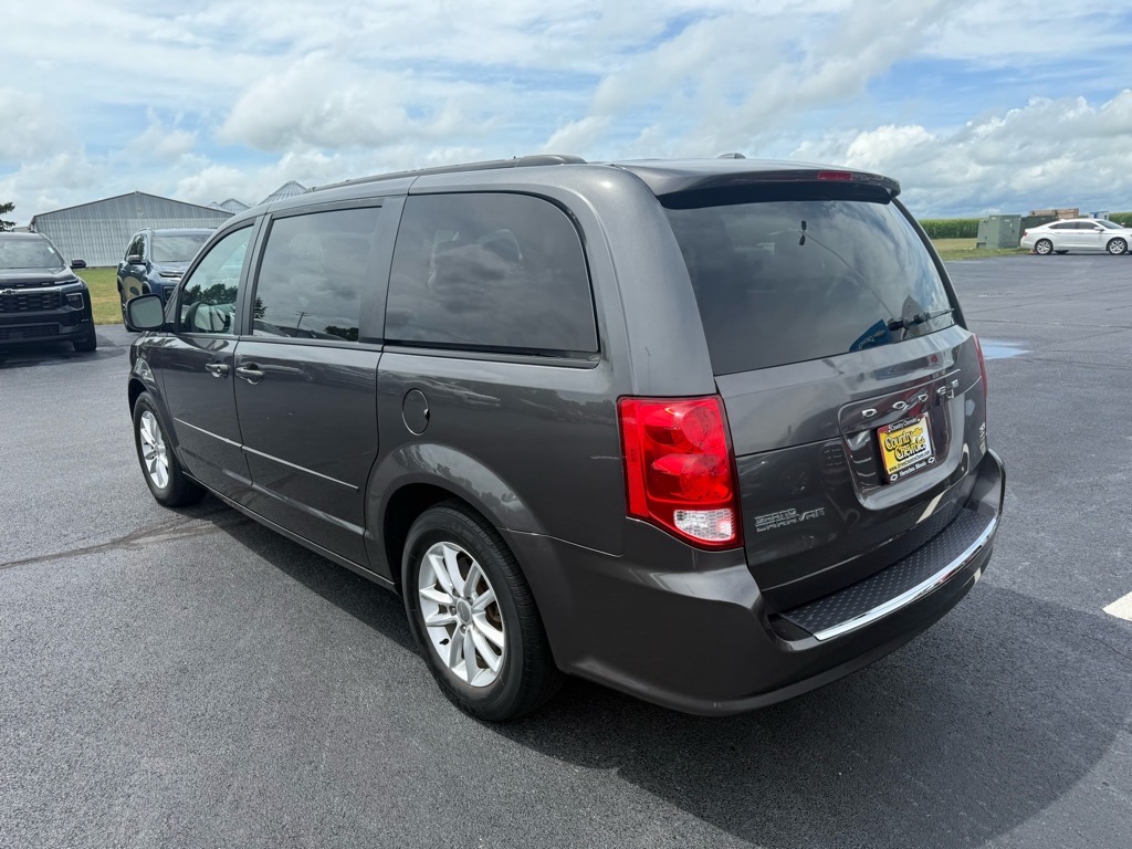2016 Dodge Grand Caravan SXT photo 3