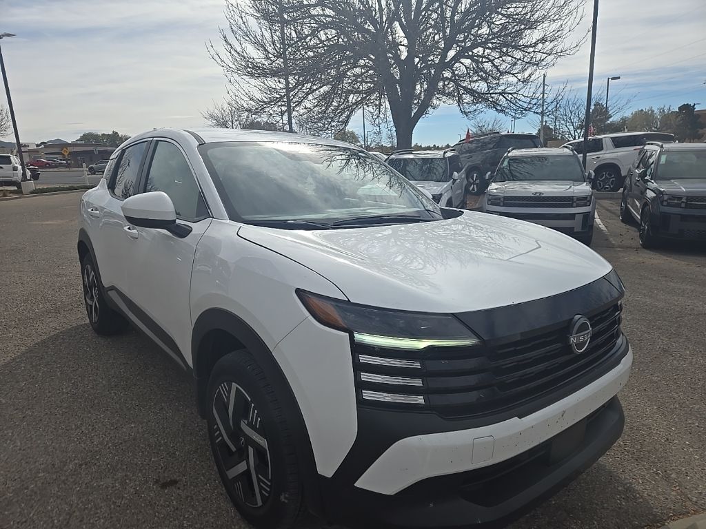 2025 Nissan Kicks SV photo 2