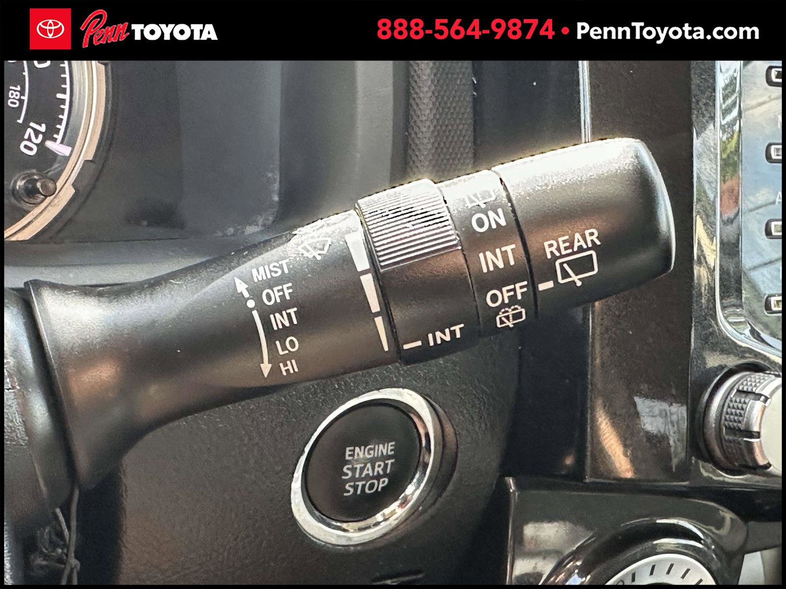 2022 Toyota 4Runner Premium photo 24