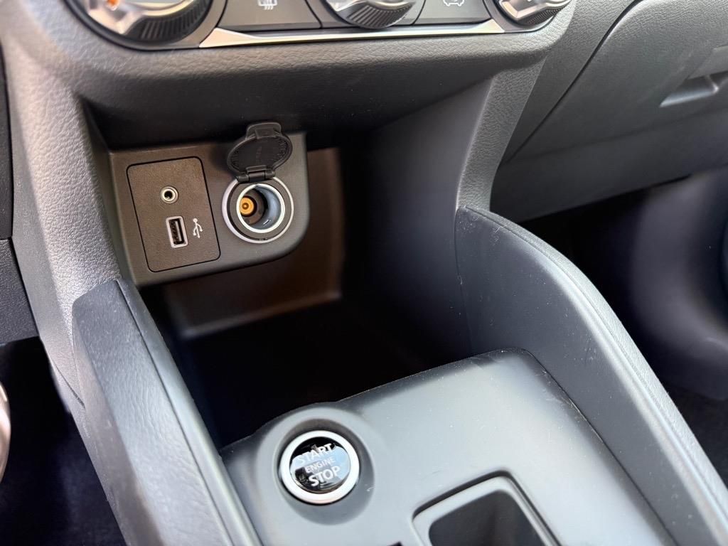 2025 Nissan Kicks Play S photo 8