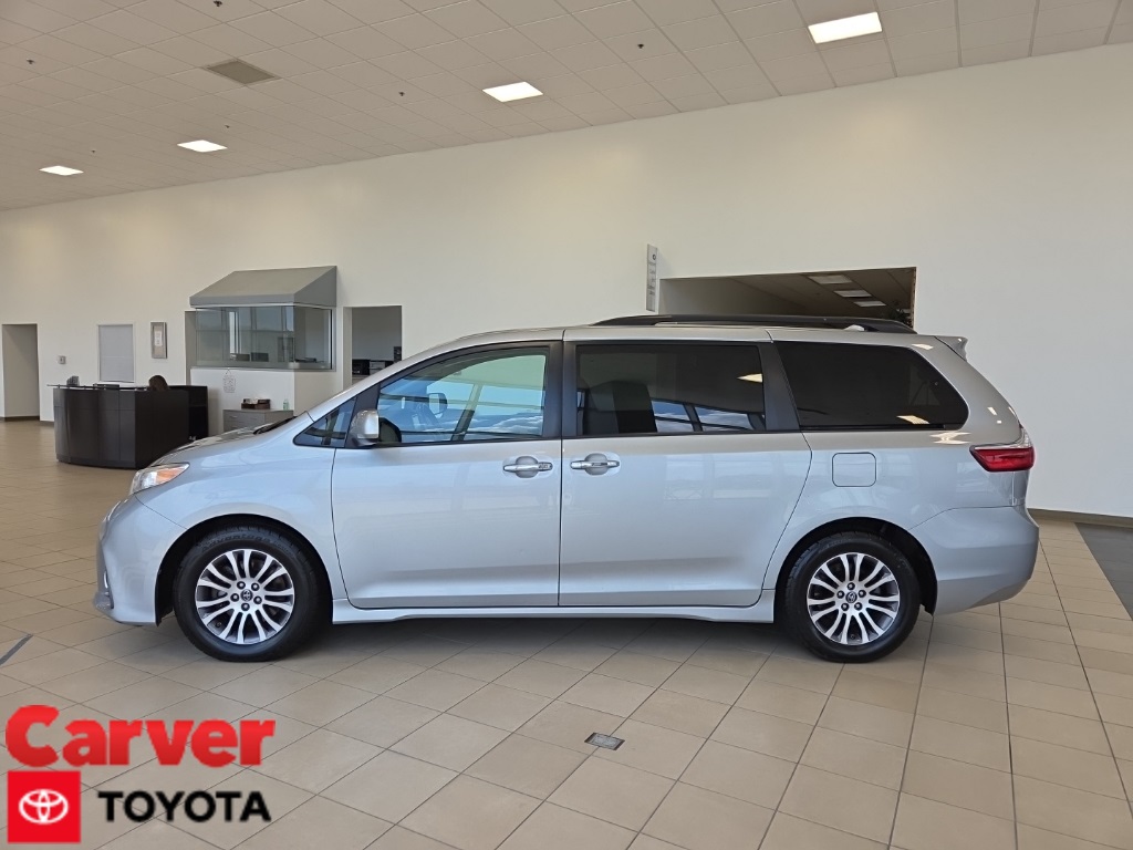 Used 2019 Toyota Sienna XLE Premium with VIN 5TDYZ3DC9KS997871 for sale in Taylorsville, IN