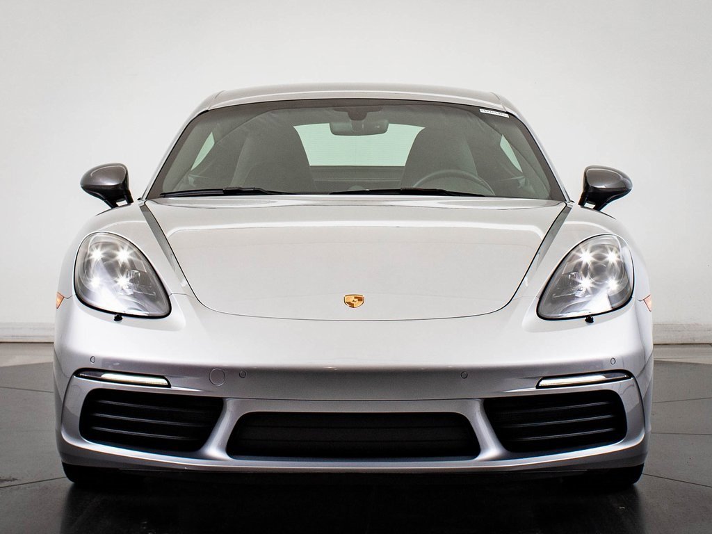 2023 Porsche Cayman T photo 10