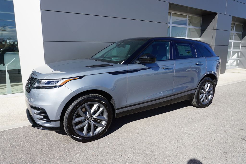 2026 Land Rover Range Rover Velar SE photo 2