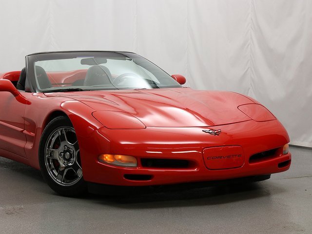 Used 1999 Chevrolet Corvette Base with VIN 1G1YY32G2X5101800 for sale in Wheeling, IL